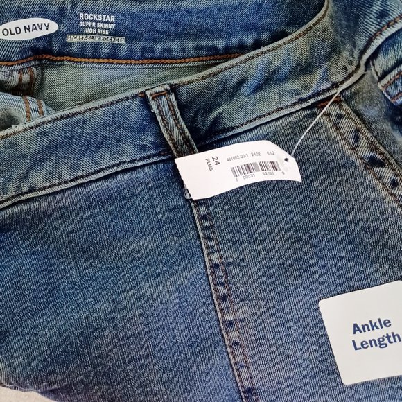 NWT Old Navy Rockstar Super Skinny High Rise Ankle Length Jeans Plus Size 24 - Picture 3 of 3